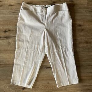Lane Bryant Totally Cropped Pants Size 20 NWT